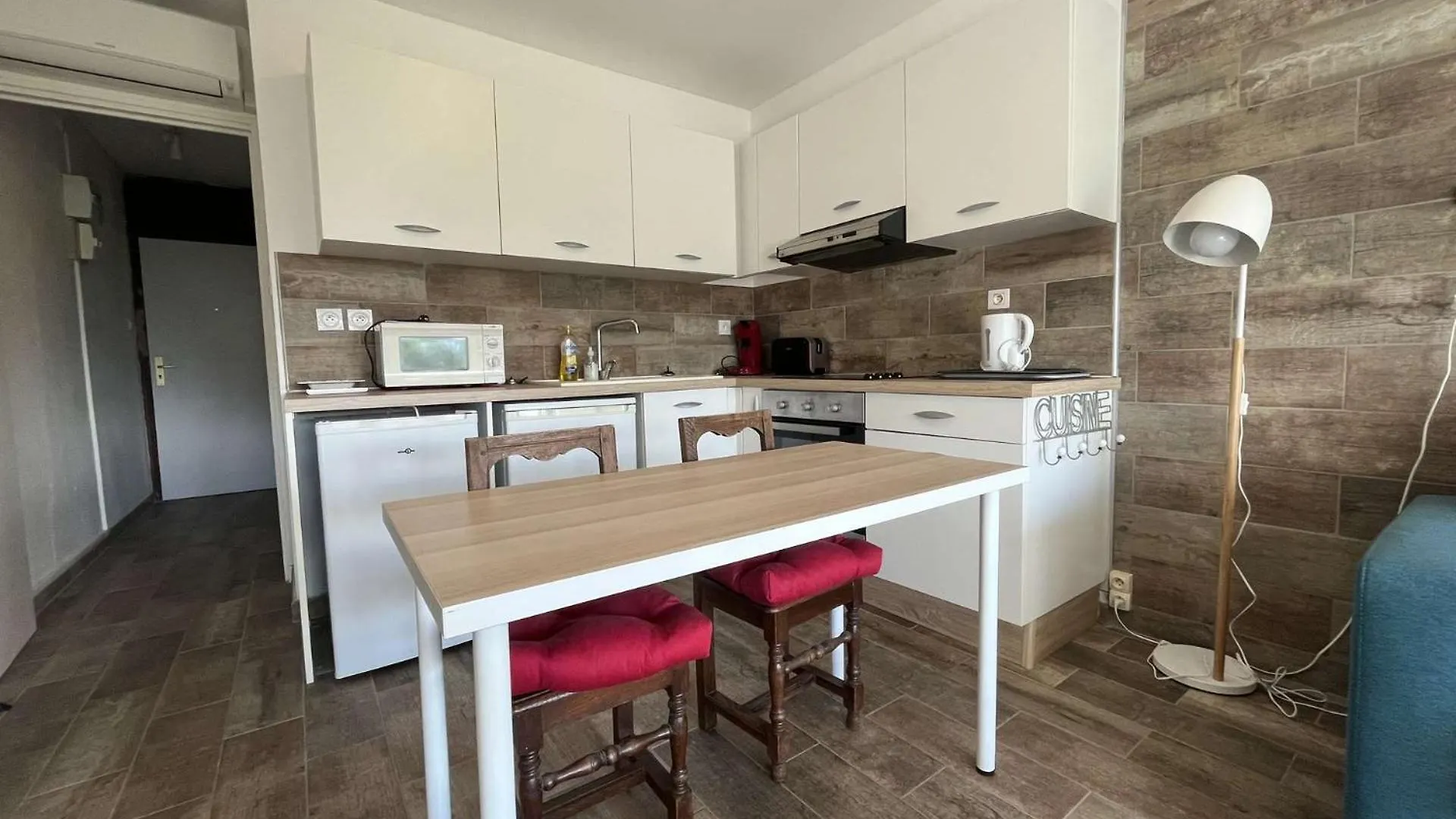 Apartment Climatisation, Connexion Fibre, Au Coeur Des Sablettes, Tout A Pied... La Seyne-sur-Mer